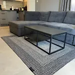 Belair Luxury Living - 'the One Villa' アパート *