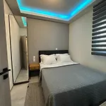 Belair Luxury Living - 'the One Villa' アパート
