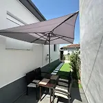 Belair Luxury Living - 'the One Villa' Kardítsa