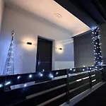 Belair Luxury Living - 'the One Villa' * Kardítsa