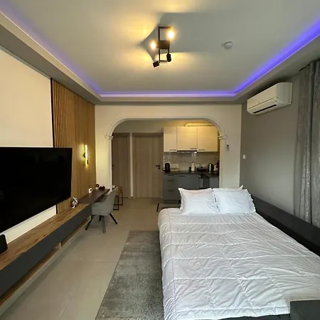 Belair Luxury Living - 'the One Villa' Kardítsa