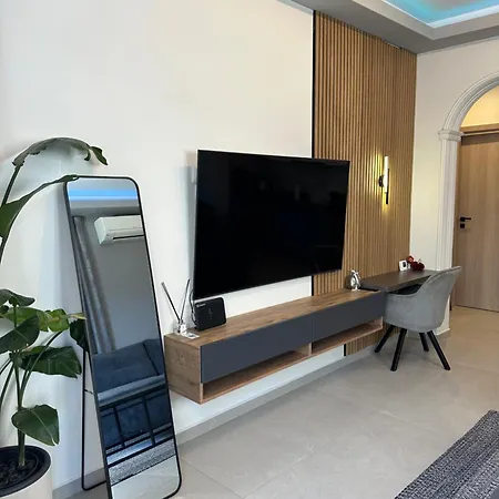 Belair Luxury Living - 'the One Villa' * Kardítsa