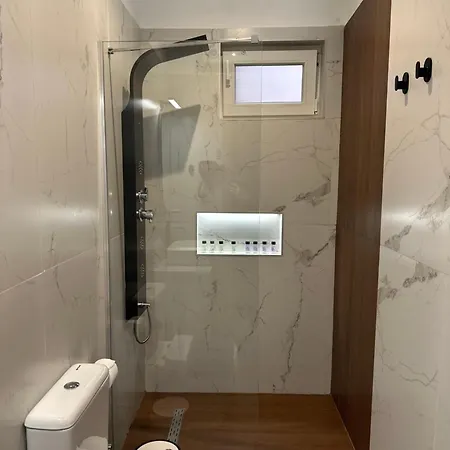 Belair Luxury Living - 'the One Villa'