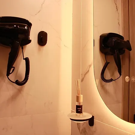 Belair Luxury Living - 'the One Villa' * Kardítsa