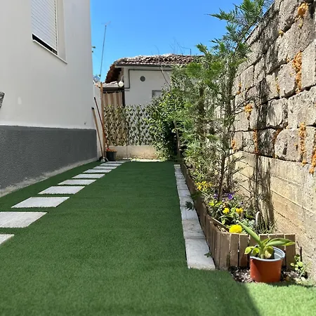 شقة Belair Luxury Living - 'the One Villa' Kardítsa