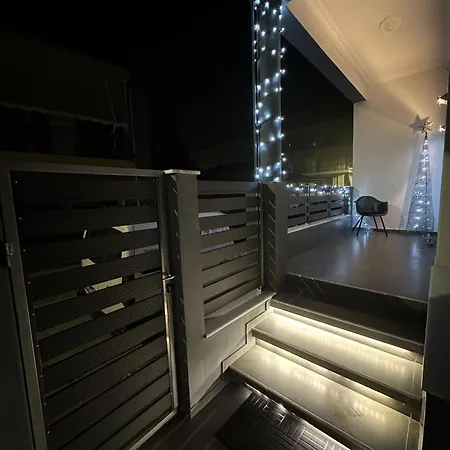 Belair Luxury Living - 'the One Villa' Kardítsa